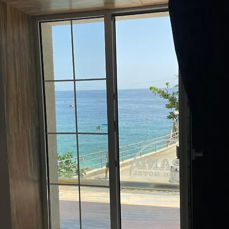 Grand Boutique Dhërmi