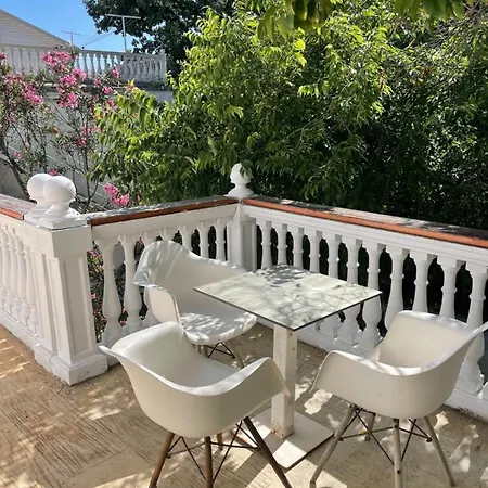 מלון Grand Boutique דרמי